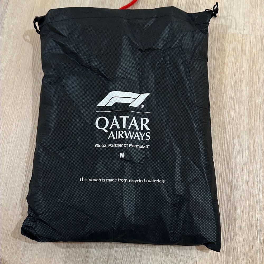 NEW Medium Qatar Airways Business Class Pajama Set gray long Formula One F1